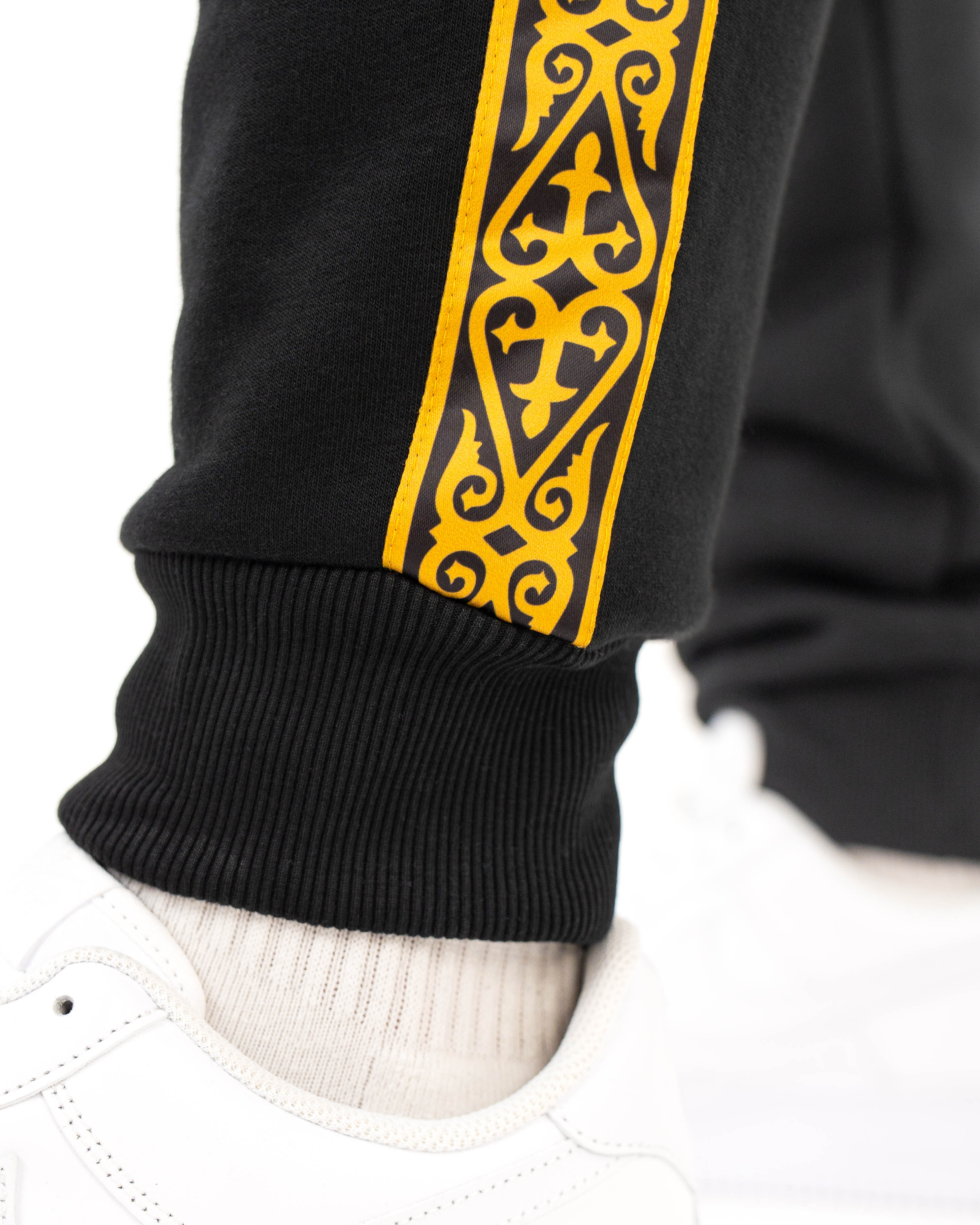 WOSTOK® Jogger „Almaty“